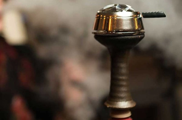 Кальяни: від вибору першого девайса до майстерності забивки